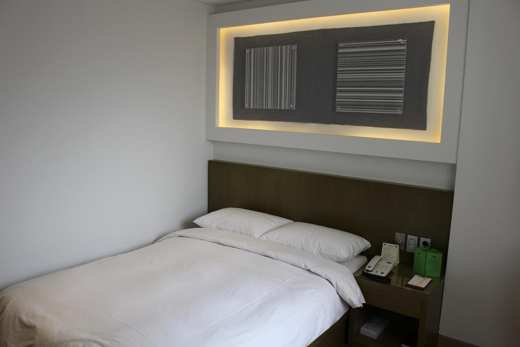 Insadong Crown Hotel Seoul Exteriör bild