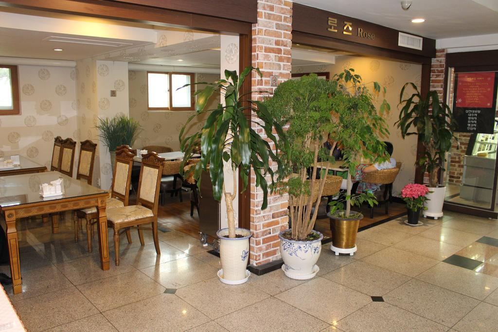 Insadong Crown Hotel Seoul Exteriör bild