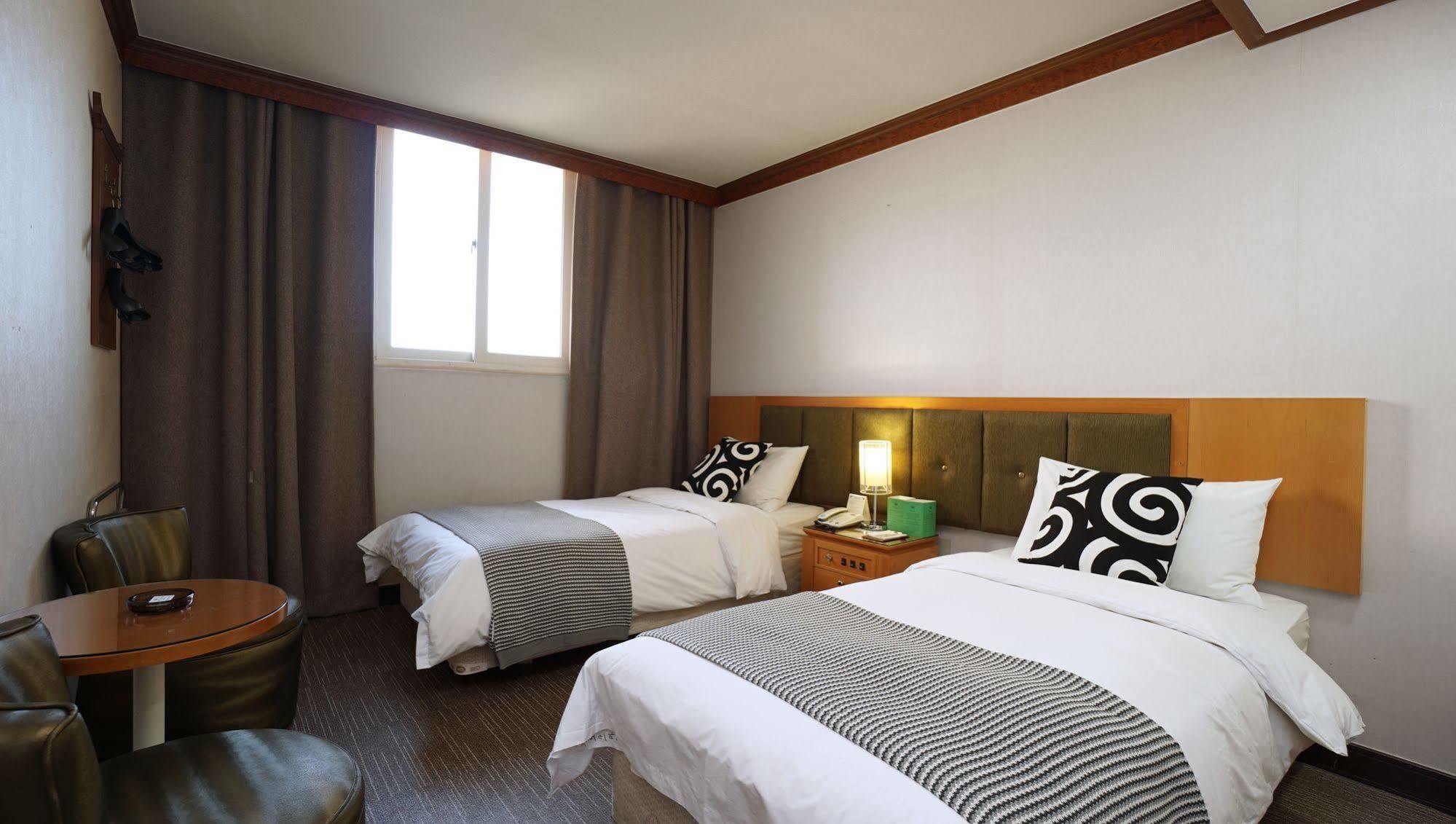 Insadong Crown Hotel Seoul Exteriör bild